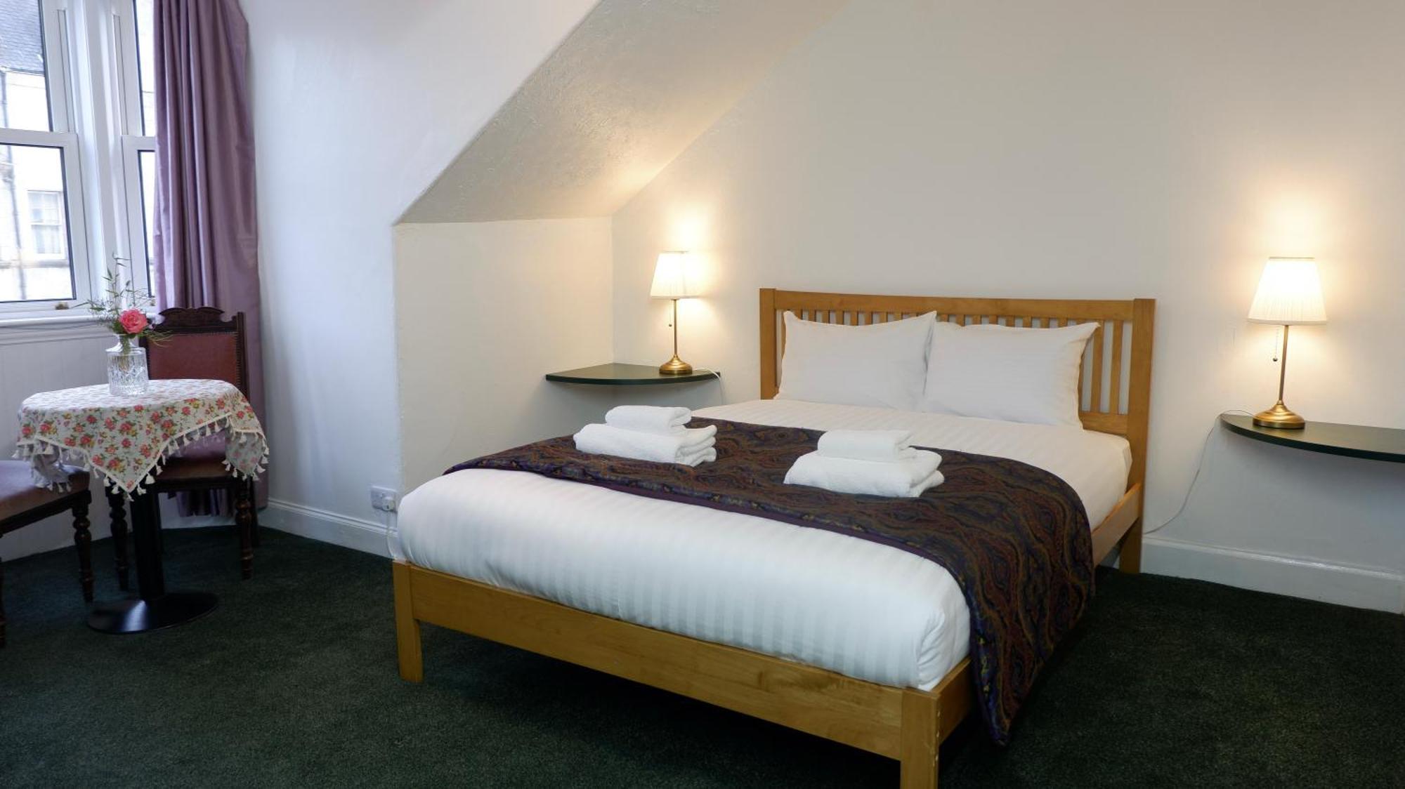 4 Friends House Hotel Edinburgh Exterior photo