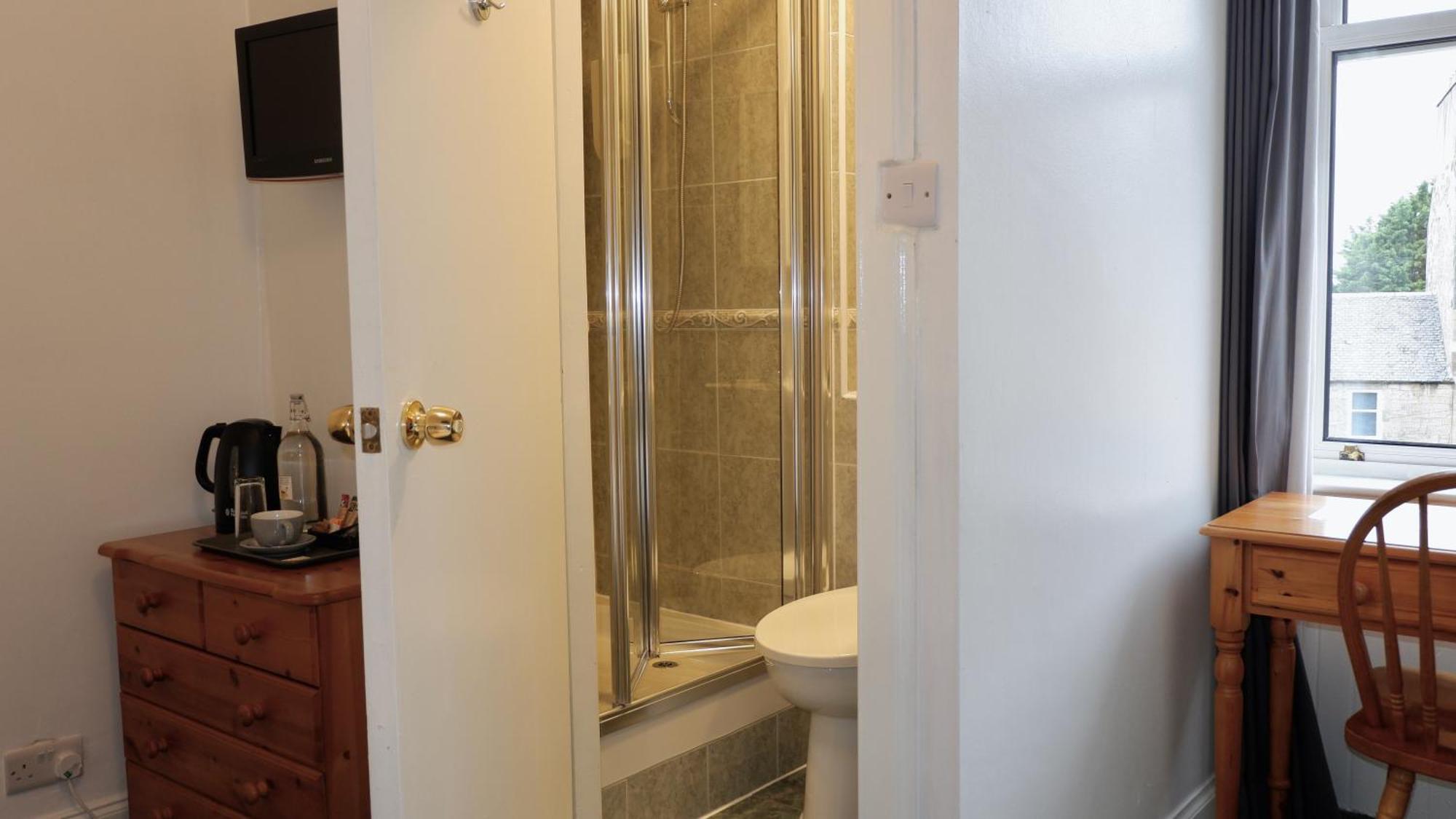 4 Friends House Hotel Edinburgh Room photo