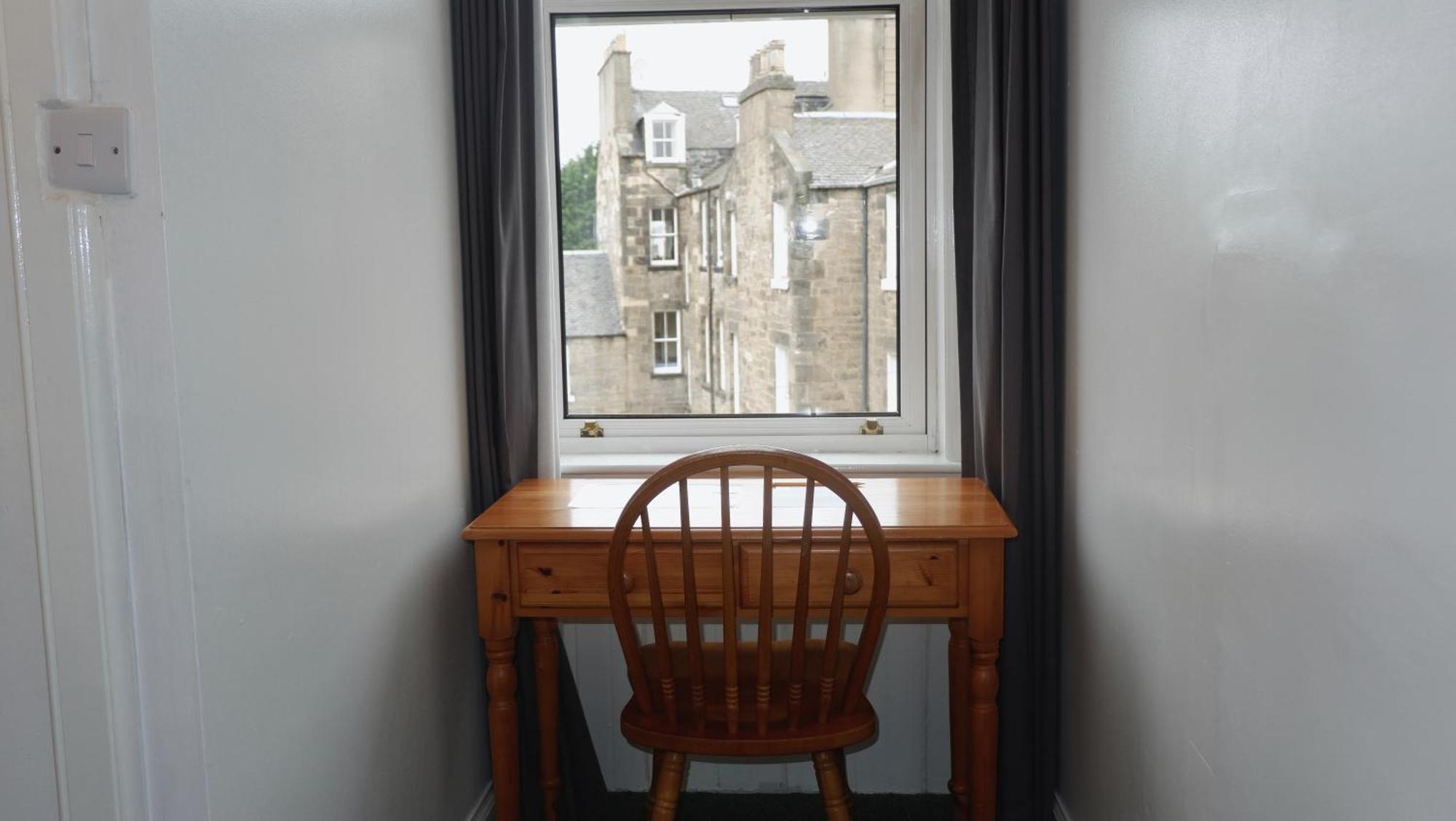4 Friends House Hotel Edinburgh Exterior photo